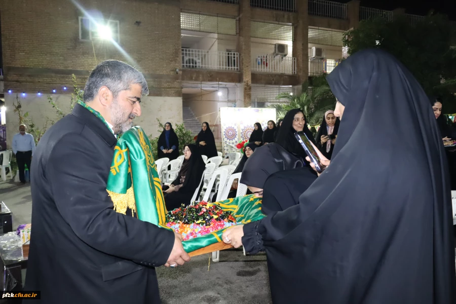 برگزاری دعای توسل  در پردیس حضرت فاطمه الزهرا(س) اهواز