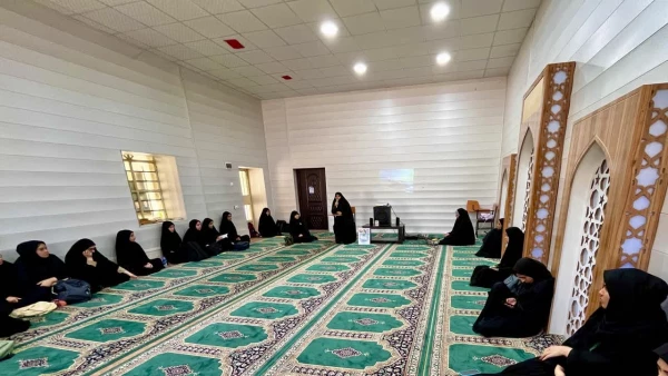 دیدار مادر شهید مدافع حرم رضا عادلی با دانشجو معلمان ساختمان شماره ۲ پردیس حضرت فاطمه الزهرا(س) اهواز