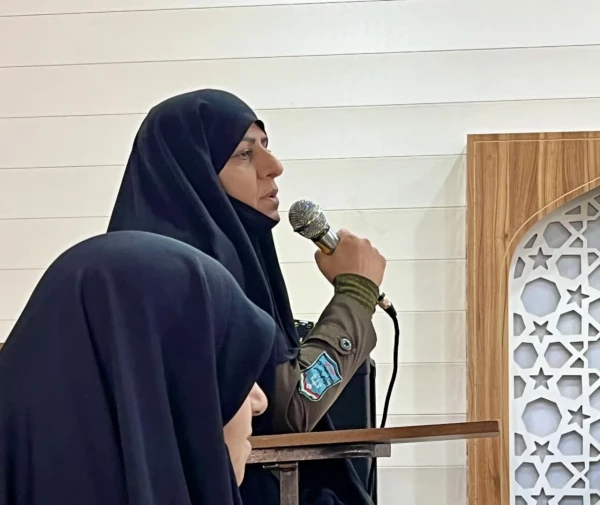 دیدار مادر شهید مدافع حرم رضا عادلی با دانشجو معلمان ساختمان شماره ۲ پردیس حضرت فاطمه الزهرا(س) اهواز