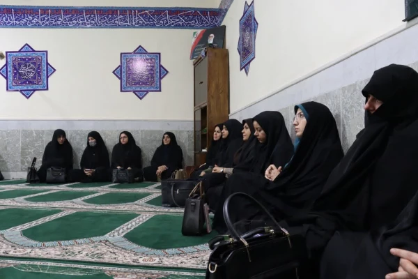 مراسم سی و پنجمین سالگرد عروج ملکوتی بنیانگذار جمهوری اسلامی ایران حضرت امام خمینی (ره) با حضور پرسنل دانشگاه فرهنگیان استان خوزستان