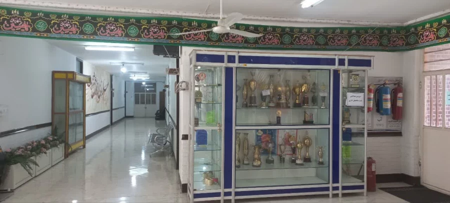 سیاه پوش شدن پردیس حضرت فاطمه الزهرا(س) اهواز به مناسبـت ایـام سوگواری سید الشهداء