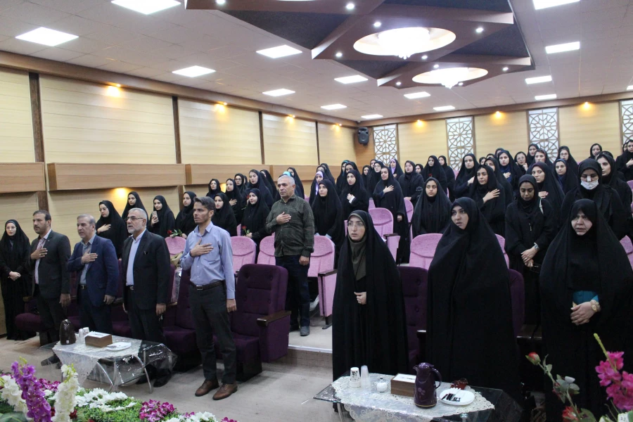 آیین دانش آموختگی دانشجومعلمان ورودی ۹۹ پردیس حضرت فاطمه الزهرا(س) با حضور مدیر کل آموزش و پرورش خوزستان