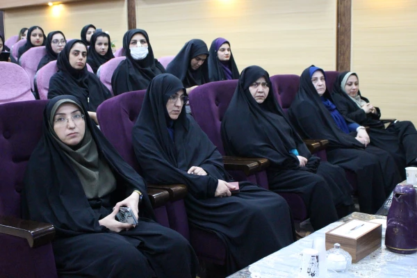 آیین دانش آموختگی دانشجومعلمان ورودی ۹۹ پردیس حضرت فاطمه الزهرا(س) با حضور مدیر کل آموزش و پرورش خوزستان