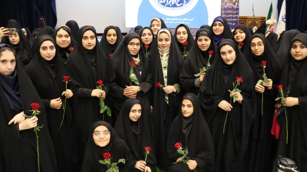 برگزاری آیین استقبال از نو دانشجو معلمان پردیس فاطمه الزهرا (س) اهواز 