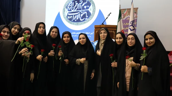 برگزاری آیین استقبال از نو دانشجو معلمان پردیس فاطمه الزهرا (س) اهواز 