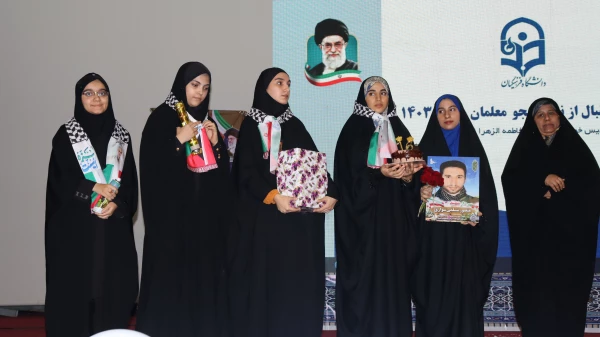 برگزاری آیین استقبال از نو دانشجو معلمان پردیس فاطمه الزهرا (س) اهواز 