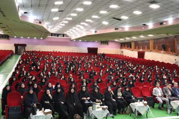 برگزاری آیین استقبال از نو دانشجو معلمان پردیس فاطمه الزهرا (س) اهواز 