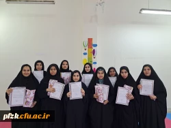 اهدای جوایز و تقدیرنامه های نفرات برتر ورزشی مسابقات درون خوابگاهی حجاب