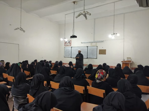 بررسی کتاب طرح کلی اندیشه اسلامی توسط استاد حجت الاسلام و المسلمین رضا افشار