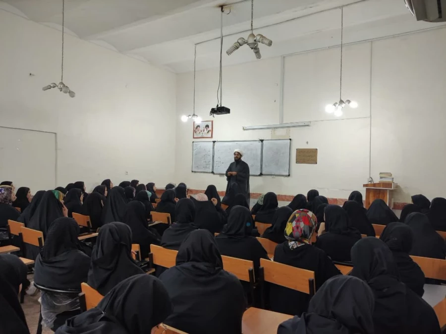 بررسی کتاب طرح کلی اندیشه اسلامی توسط استاد حجت الاسلام و المسلمین رضا افشار