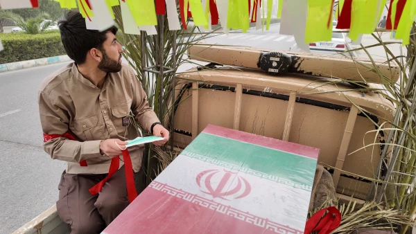 گزارش تصویری از مراسم تشییع شهید گمنام در پردیس حضرت فاطمه الزهرا(س) اهواز