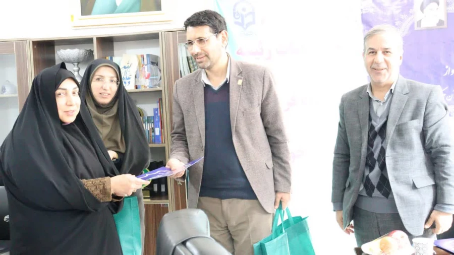 برگزاری جلسه هیئت امنای دانشگاه فرهنگیان استان خوزستان با خیرین حوزه آموزشی 4