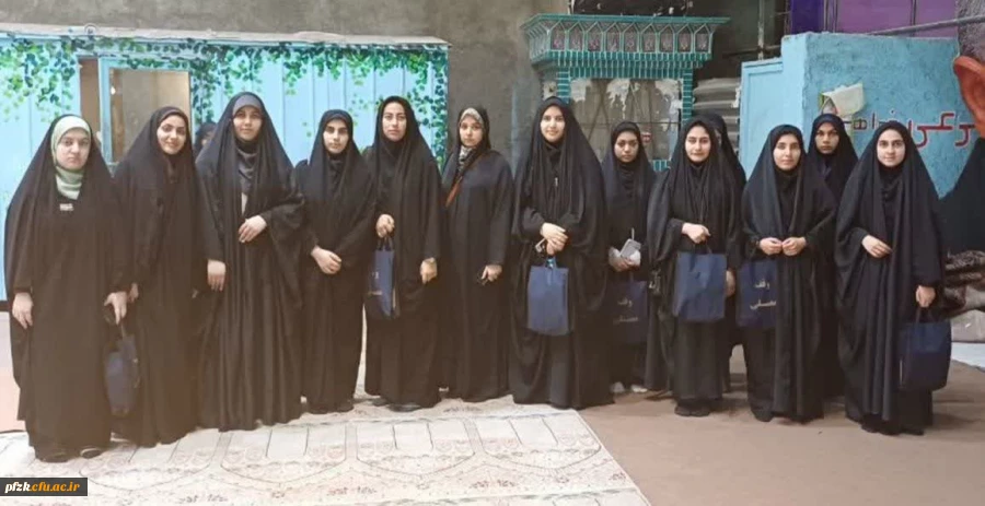 شرکت دانشجو معلمان پردیس حضرت فاطمه الزهرا(س) اهواز در آئین عبادی و سیاسی نماز جمعه