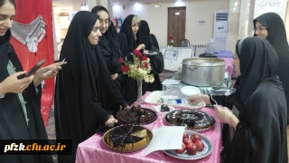 جشنواره غذای سالم

کانون خیریه با همکاری کانون بهداشت، جشنواره  ای با محوریت غذای سالم در دانشگاه فاطمه الزهرا (س) اهواز برگزار کرد.