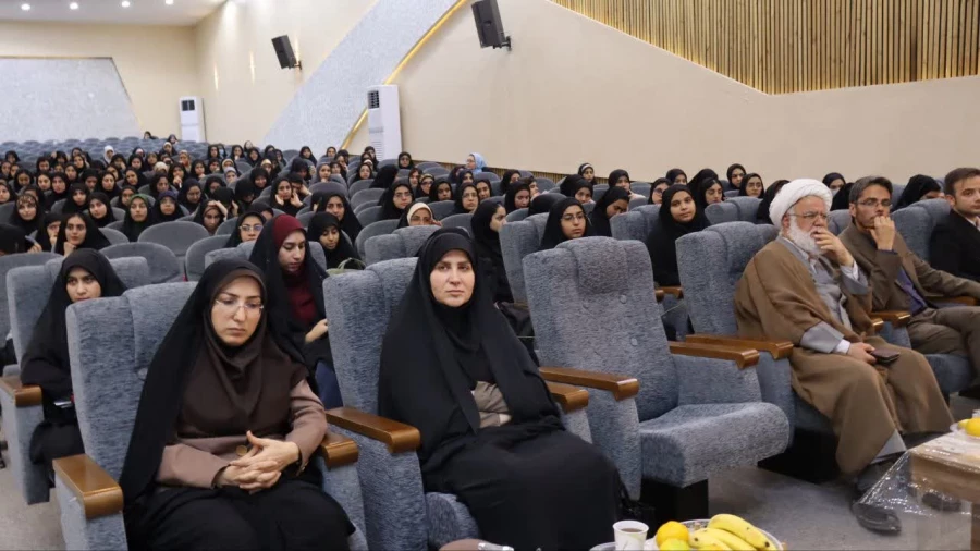 آیین استقبال از نو دانشجومعلمان سال ۱۴۰۴ پردیس حضرت فاطمه الزهرا(س) اهواز