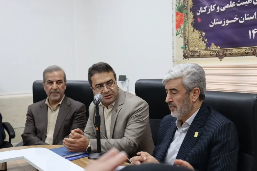 برگزاری جلسه پرسش و پاسخ رئیس دانشگاه فرهنگیان با اعضای هیأت علمی دانشگاه فرهنگیان خوزستان