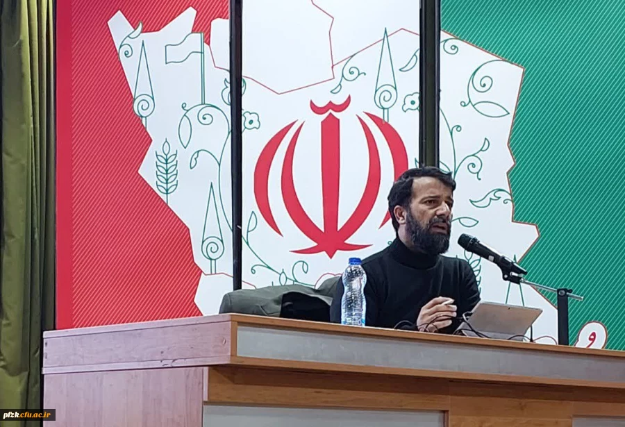  دعوت به عمق بخشی به شناخت رهبری