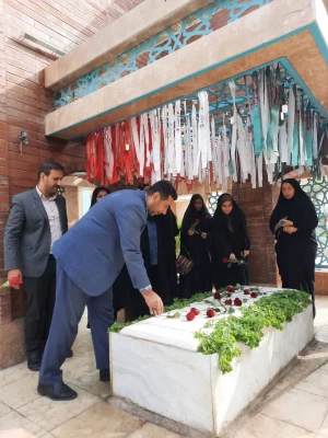 مراسم غبارروبی مزار شهید گمنام