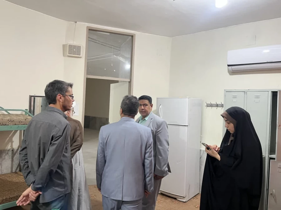 مجید حمدانی ریاست دانشگاه فرهنگیان از خوابگاه ها و سراهای دانشجویی و ساختمان آموزشی دکتر حسابی دانشگاه فرهنگیان فاطمه الزهرا (س) اهواز بازدید کردند.